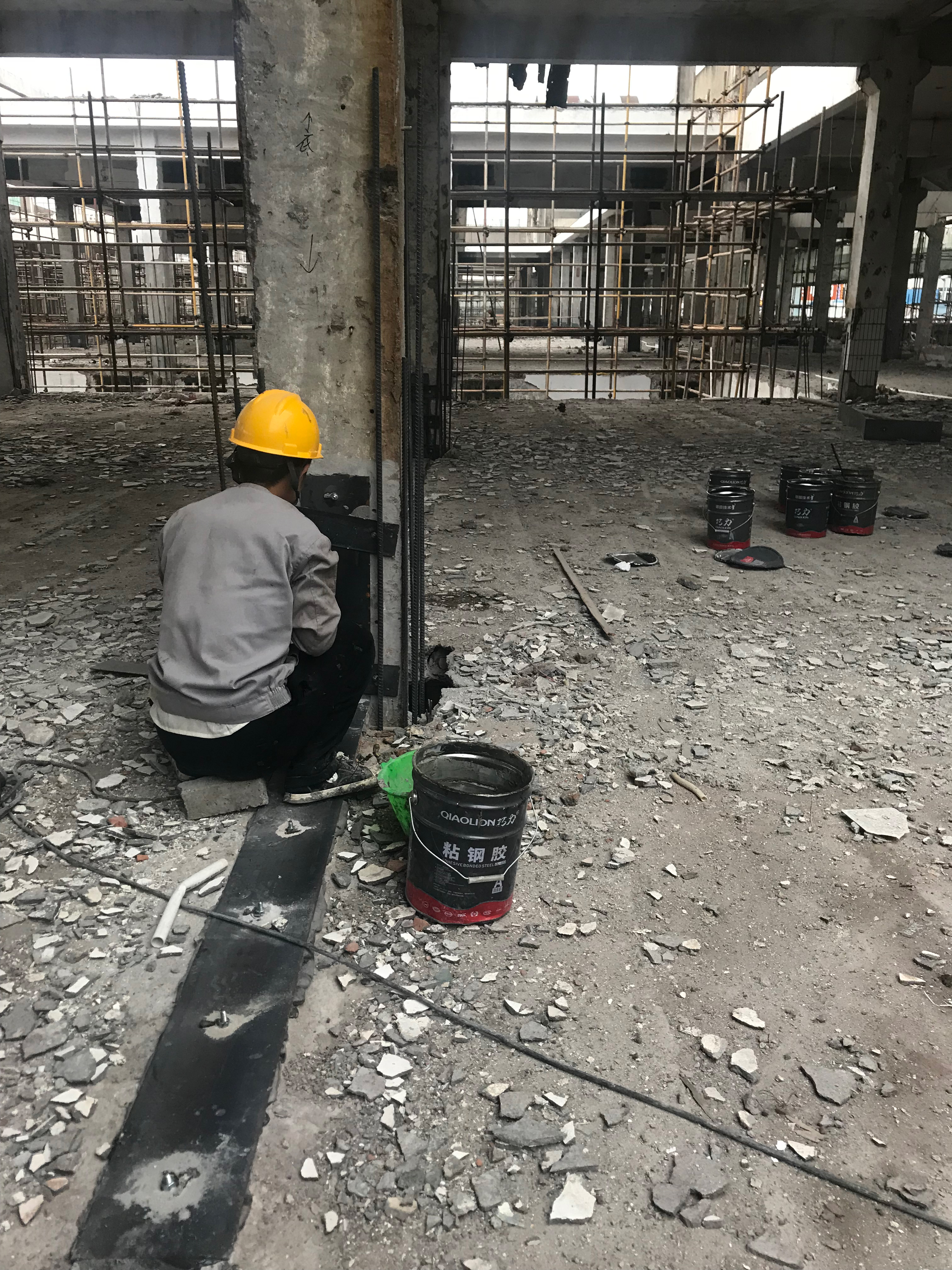 路面起砂修补需要注重什么？？
